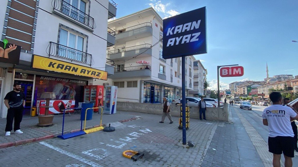 Işıklı Germe Totem & Tabela